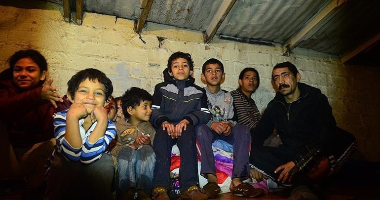Barakada 9 kişilik yaşam mücadelesi