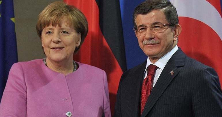 Başbakan Davutoğlu, Merkel ile görüştü