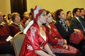 budapeste-de-geleneksel-turk-dugunleri-tanitildi32f87ec3-a74f-45c2-89b0-d2b0281b0070thumbs_b_c_534d5.jpeg