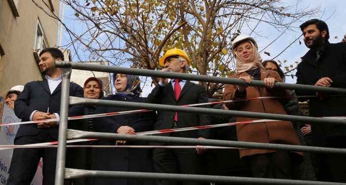 buyru-sokak-yolunun-temeli-atildi.jpg