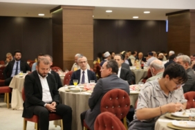camiler-ve-din-gorevlileri-icin-anlamli-bulusma-90168.JPG
