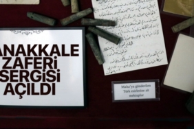 canakkale-zaferi-sergisi-acildi.jpg
