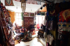 canli-kardesler-hali-tamirati-yapiyorb9d0e448-06e8-493a-841f-f1d7b316ce8athumbs_b_c_b0e0fc055bb50d8.jpeg