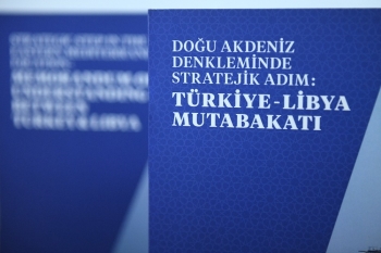 Cumhurbaşkanı Erdoğan’Dan Putin’E “Türkiye-Libya Mutabakatı” Kitabı