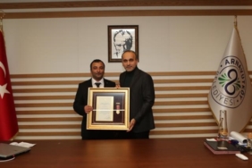 devlet-ovunc-madalyasi-ve-berati-tevcih-toreni-yapildi.jpg