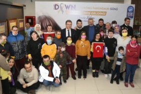 dunya-down-sendromu-farkindalik-gunu-ne-ozel-program.jpeg