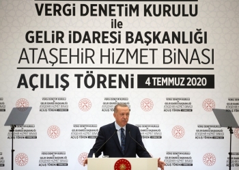 Erdoğan: “Salgının Dünya Ekonomisinde Küçülmeye Yol Açtığı Dönemde Türkiye’Nin Olumlu Yönde Ayrışacağına İnanıyoruz”