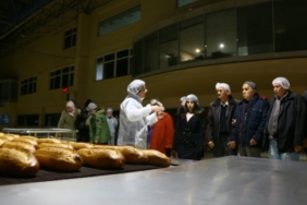eser-li-ogrenciler-istanbul-halk-ekmegi-ziyaret-etti.JPG