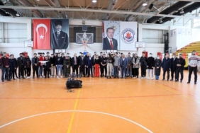 gencler-insansiz-hava-araci-teknolojisini-ogreniyor.jpg