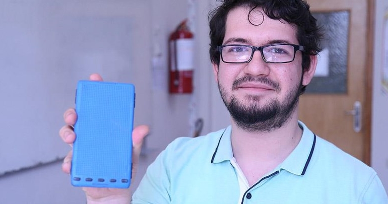 Görme engellilerin akıllı telefonu ‘tactiX’te sona doğru