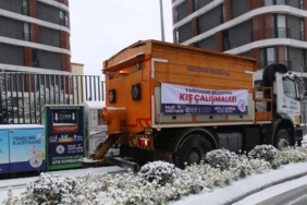 karla-mucadele-ekipleri-gunun-ilk-isiklariyla-sahaya-indi.jpg