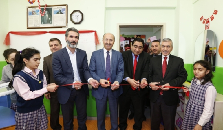 Özel Eğitim Sınıfları Sultangazi’de Hizmete Açıldı