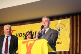 pir-sultan-abdal-kultur-dernegi-gece-duzenledi-14619.JPG