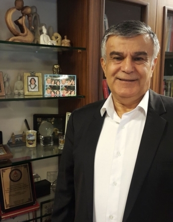 Psikiyatrist Prof. Dr. Mansur Beyazyürek: “Evde Sanatla Kalın”