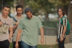 robin-baz-caca-nin-futbol-hayali-dizi-setinde-gercek-oldu.jpg