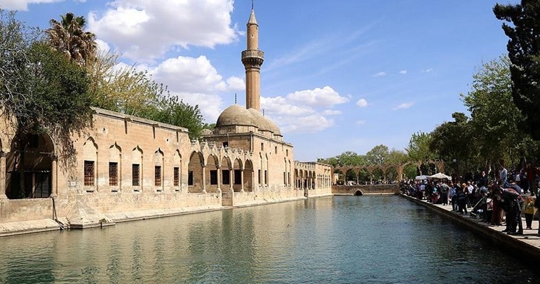 Siyasi partilerin Şanlıurfa teklifleri TBMM Başkanlığına sunuldu