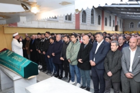 sultangazi-belediyesi-chp-meclis-uyesi-ismail-akkaya-nin-annesi-tahide-akkaya-vefat-etti.jpg