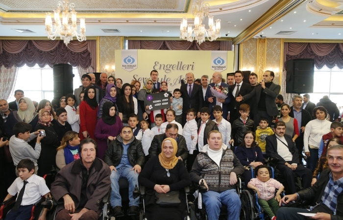 Sultangazi’de Dünya Engelliler Günü Kutlandı