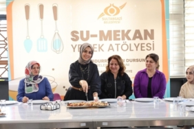 sultangazili-kadinlar-bu-kez-gida-israfinin-onune-gecmek-icin-mutfaga-girdi.jpeg