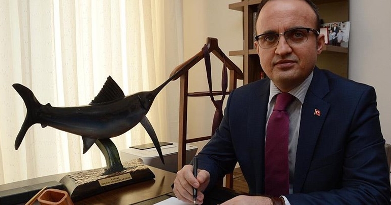‘Teröre karşı ortak tavır geliştirmek zorundayız’