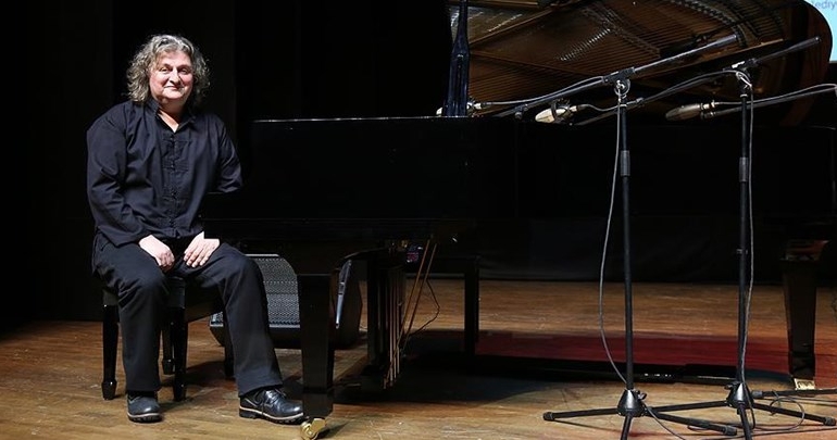 Tuluyhan Uğurlu Bükreş’te konser verecek