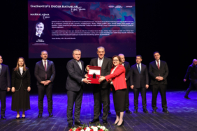 gaziantep-e-deger-katanlar-odullendirildi-6-1766739506-12-x750.jpeg