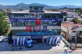 cahit-zarifoglu-akademi-lise-1767335031-582-x750.jpeg