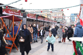 izmitte-yilbasi-etkinlikleri-ziyaretci-akinina-ugradi-4-1767334444-156-x750.jpeg