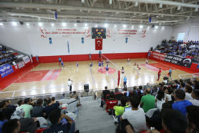 spor-sehri-gaziantep-te-2025-yilinda-77-bin-584-kisi-sporla-bulustu-1-1767690981-760-x750.jpeg
