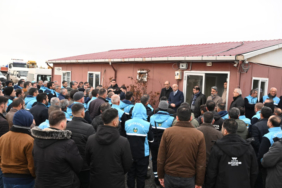 baskan-er-karla-mucadele-ekipleriyle-bir-araya-geldi-1770115194-331-x750.jpeg