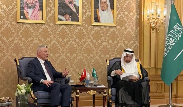 Türkiye ile Suudi Arabistan Arasında Ekonomik İş Birliği Görüşüldü