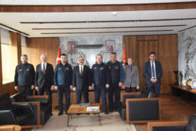 hceevmsxeaepolj-1772099699-304-x750.jpeg