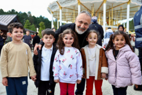 18537-eyupsultanda-cosku-dolu-23-nisan-kutlamalari-20260424-102628-eyupsultan-haberler_500x294.jpeg