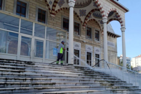18584-eyupsultanda-camilerde-kurban-bayrami-oncesi-20260525-195525-eyupsultan-haberler_500x294.jpg