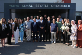17100814-mansetbakan-tekynyden-bursayda-surpryz-okul-zyyarety-1781685504-616-x750.jpeg