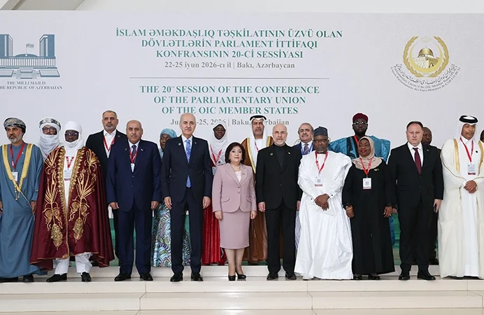 Numan Kurtulmuş Bakü’de İSİPAB Konferansına Katıldı