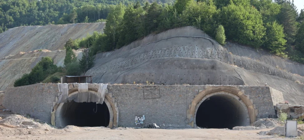 20260722-yillardir-beklenen-geminbeli-tuneli-hl-acilmadi-985822.webp.webp