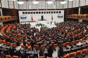 20260727-mecliste-kritik-hafta-terorsuz-turkiye-duzenlemesi-ve-ogrenci-affi-gundemde-133722.webp.webp