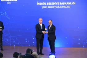 20260728-inegol-belediyesine-yalin-belediyecilik-odulu-223897.webp.webp