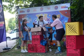 20260728-maltepede-cocuklara-kukla-tiyatrosu-surprizi-renkli-aksam-buyuk-ilgi-gordu-668668.webp.webp