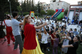 18706-nisanci-ve-defterdarda-cocuklar-yaz-senligind-20260817-094445-eyupsultan-haberler_500x294.JPG