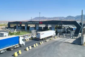 20260810-habur-sinir-kapisinda-2026-tir-cikis-rekoru-636078.webp.webp