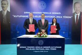 20260811-sirnakta-ogrencilerin-okuma-kulturunu-guclendirecek-protokol-imzalandi-509369.webp.webp