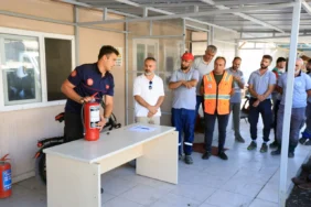 20260817-talas-belediyesi-personeline-yangin-egitimi-976547.webp.webp