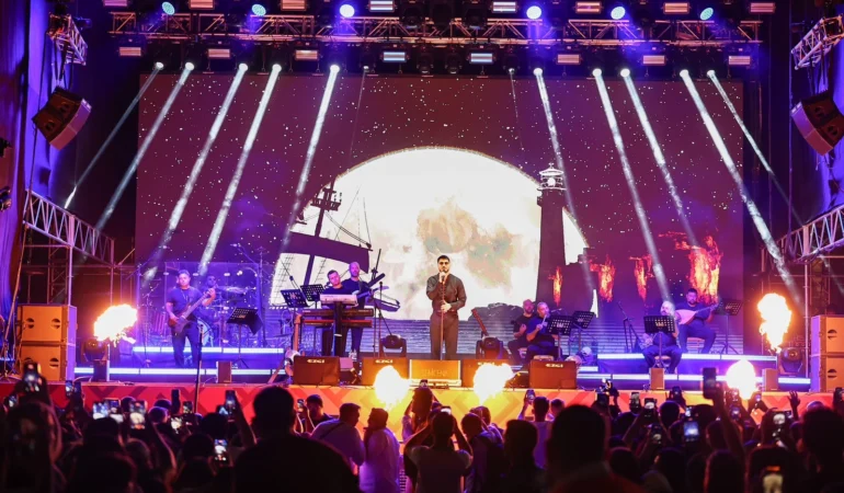 Manisa’nın Kurtuluşu Semicenk Konseriyle Coşku İçinde Kutlandı