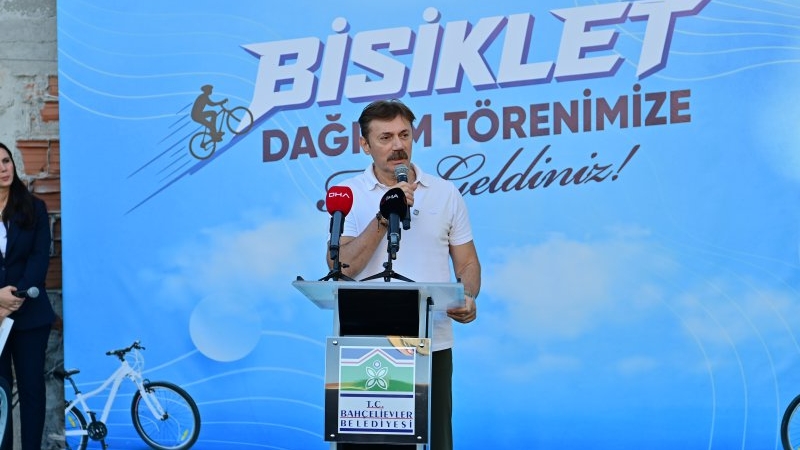 bahcelievler-de-44-uncu-geleneksel-bisiklet-dagitim-toreni-gerceklestirildi_2516.jpg